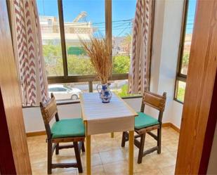 Menjador de Apartament de lloguer en Ses Salines amb Calefacció, Jardí privat i Traster