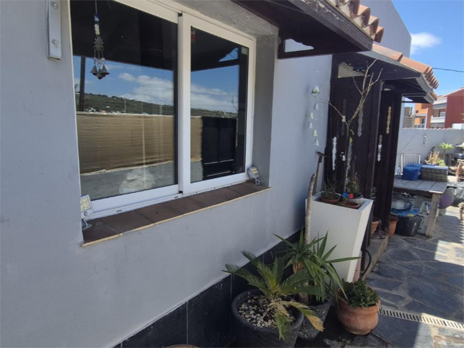 Balcony of House or chalet for sale in Granadilla de Abona  with Air Conditioner