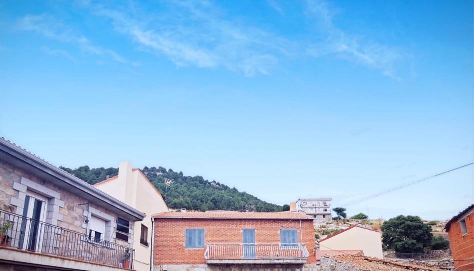 Casa adosada en venda a Calle Canton, 48, San Juan de la Nava, Ávila - imatge 1 Foto 1 de Casa adosada en venda a Calle Canton, 48, San Juan de la Nava, Ávila