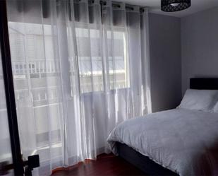 Dormitori de Apartament de lloguer en Malpica de Bergantiños amb Terrassa i Moblat