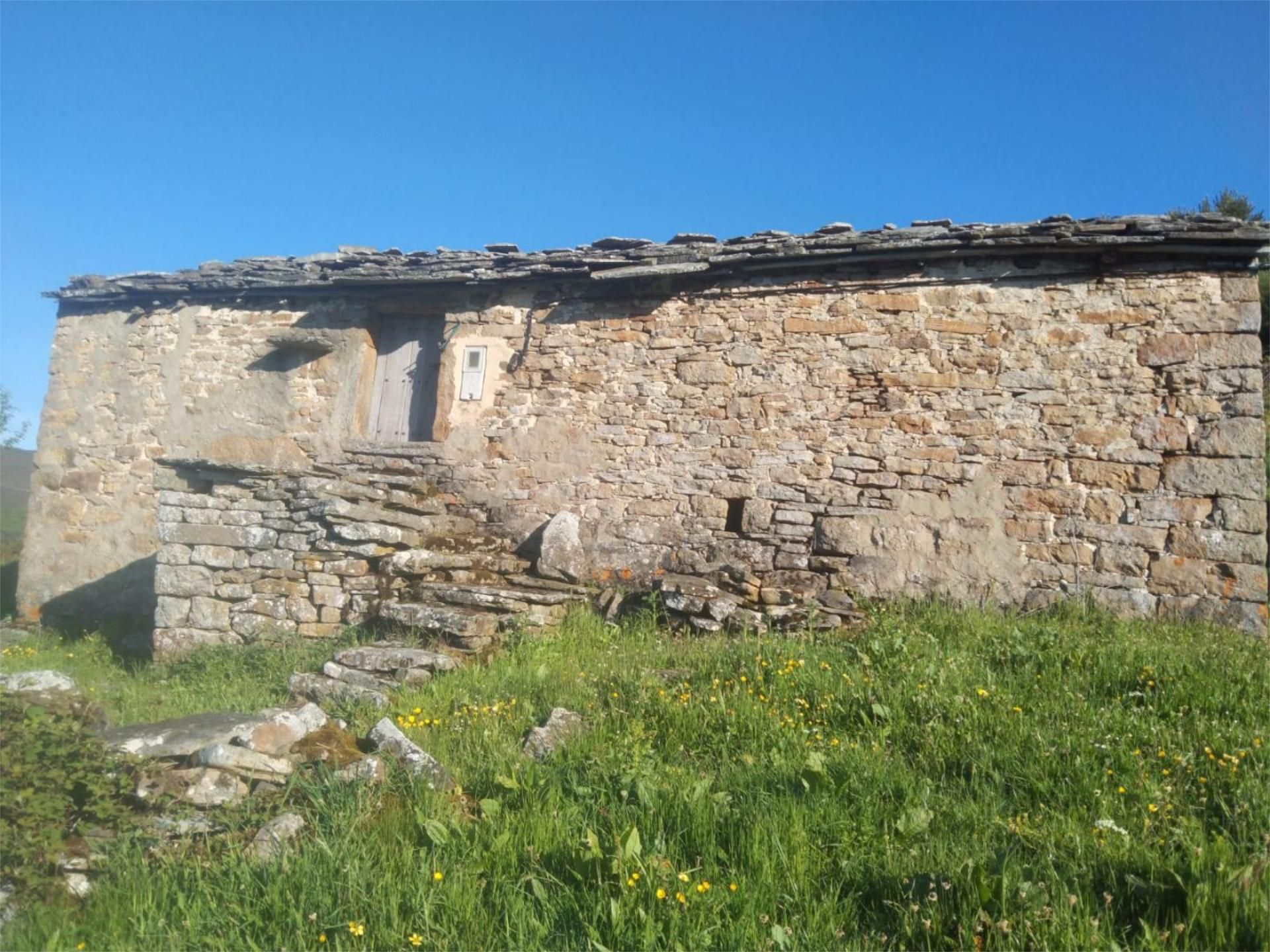 Casas o chalets en venta en Espinosa de los Monteros | fotocasa