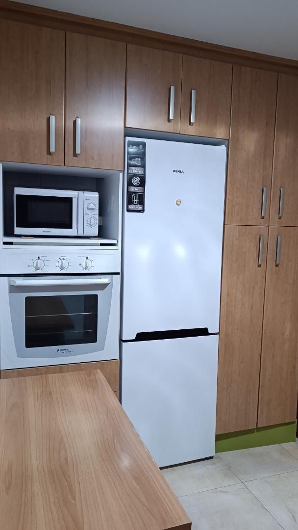 Kitchen of Flat to rent in Algeciras  with Air Conditioner, Furnished and Oven