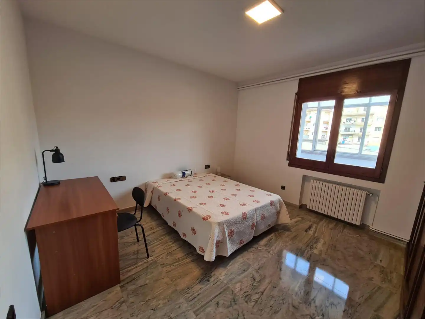 Piso en venta en Carrer D'anselm Clavé, 13, Estadi - Santa Anna Habitación de Piso en venta en Vic con Terraza