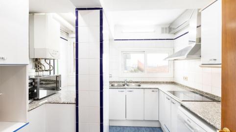 Photo 2 of Flat to share in Carrer de Trelawny, 4, La Barceloneta, Barcelona