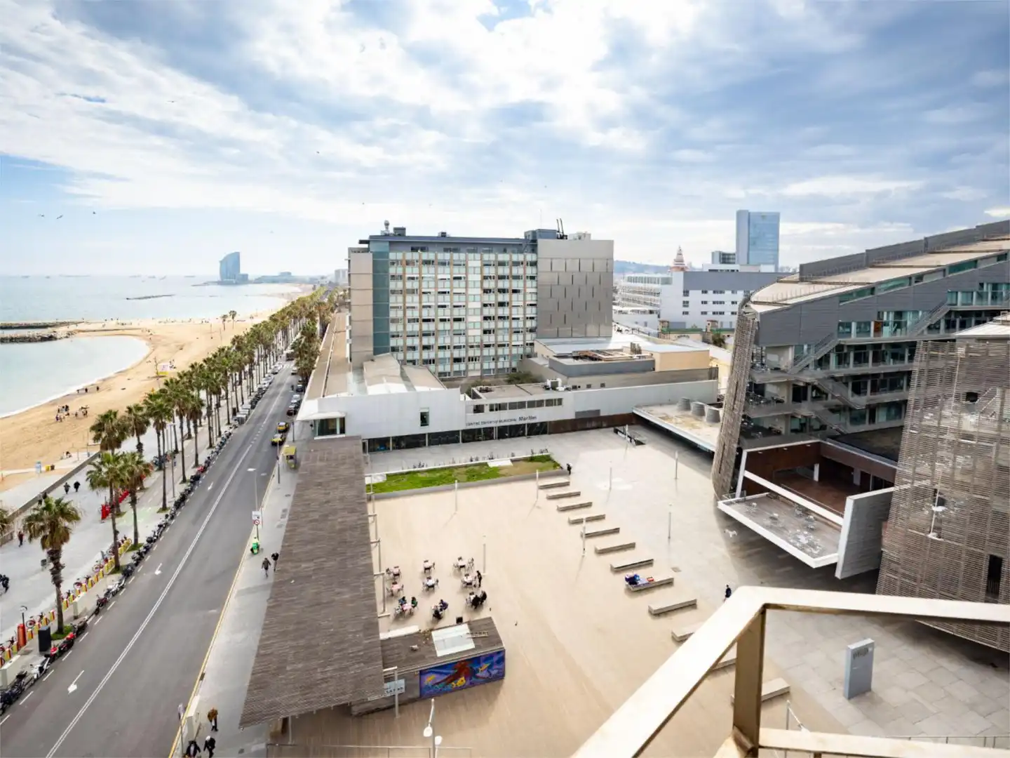 Außenansicht von Wohnung zur untervermieten in Barcelona mit Klimaanlage, Heizung und Möbliert