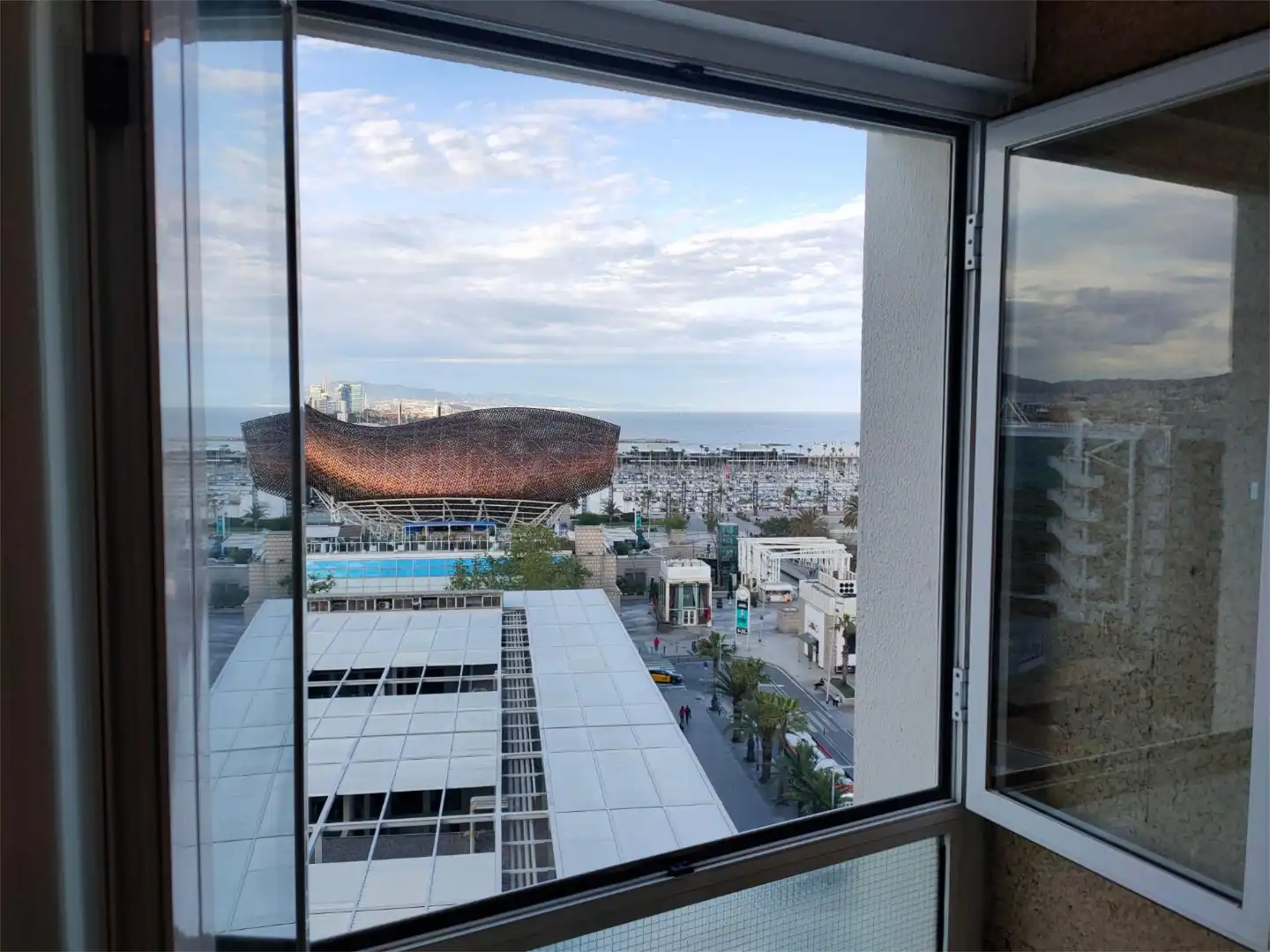Außenansicht von Wohnung zur untervermieten in Barcelona mit Klimaanlage, Heizung und Möbliert