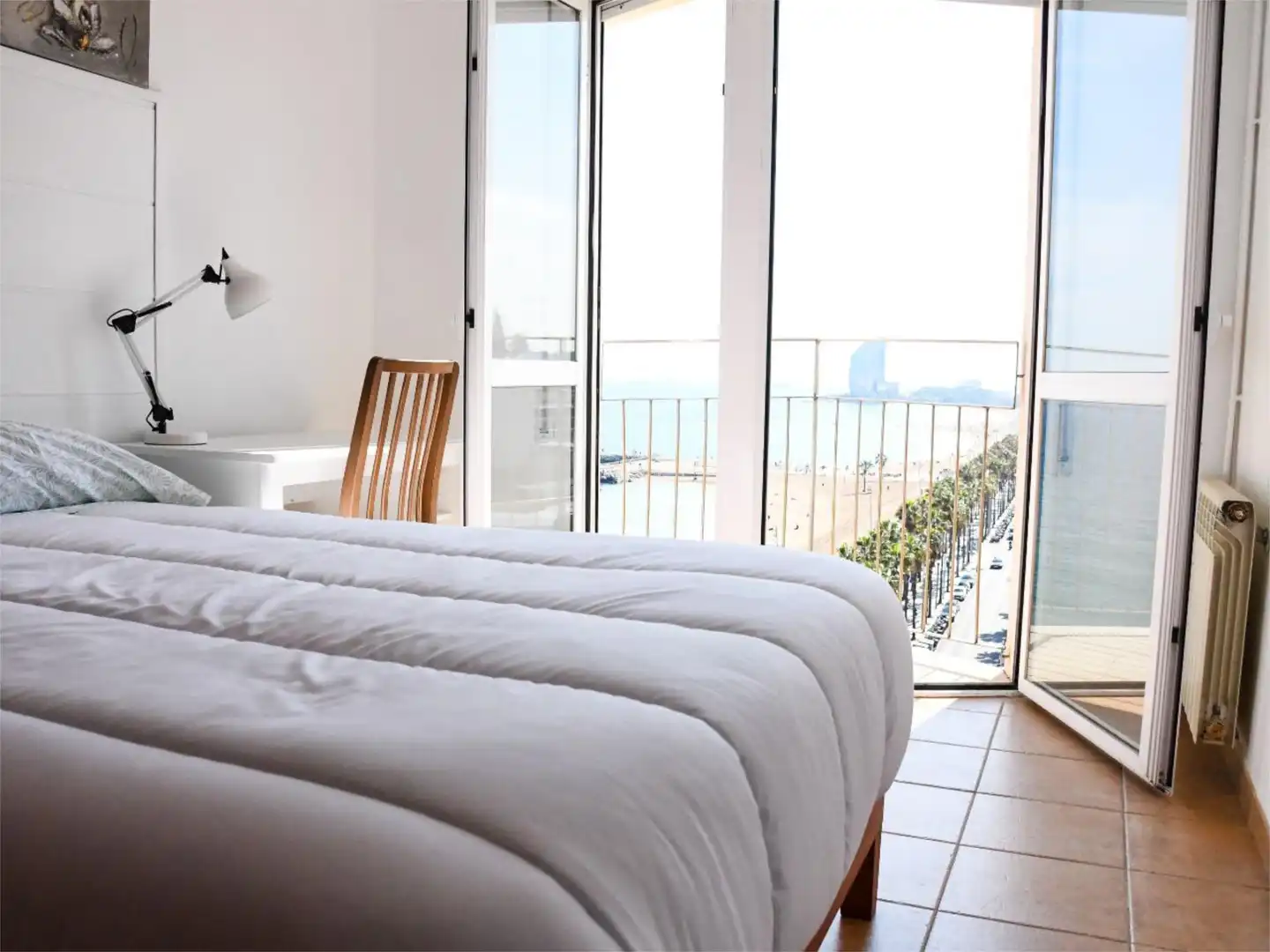 Schlafzimmer von Wohnung zur untervermieten in Barcelona mit Klimaanlage, Heizung und Möbliert