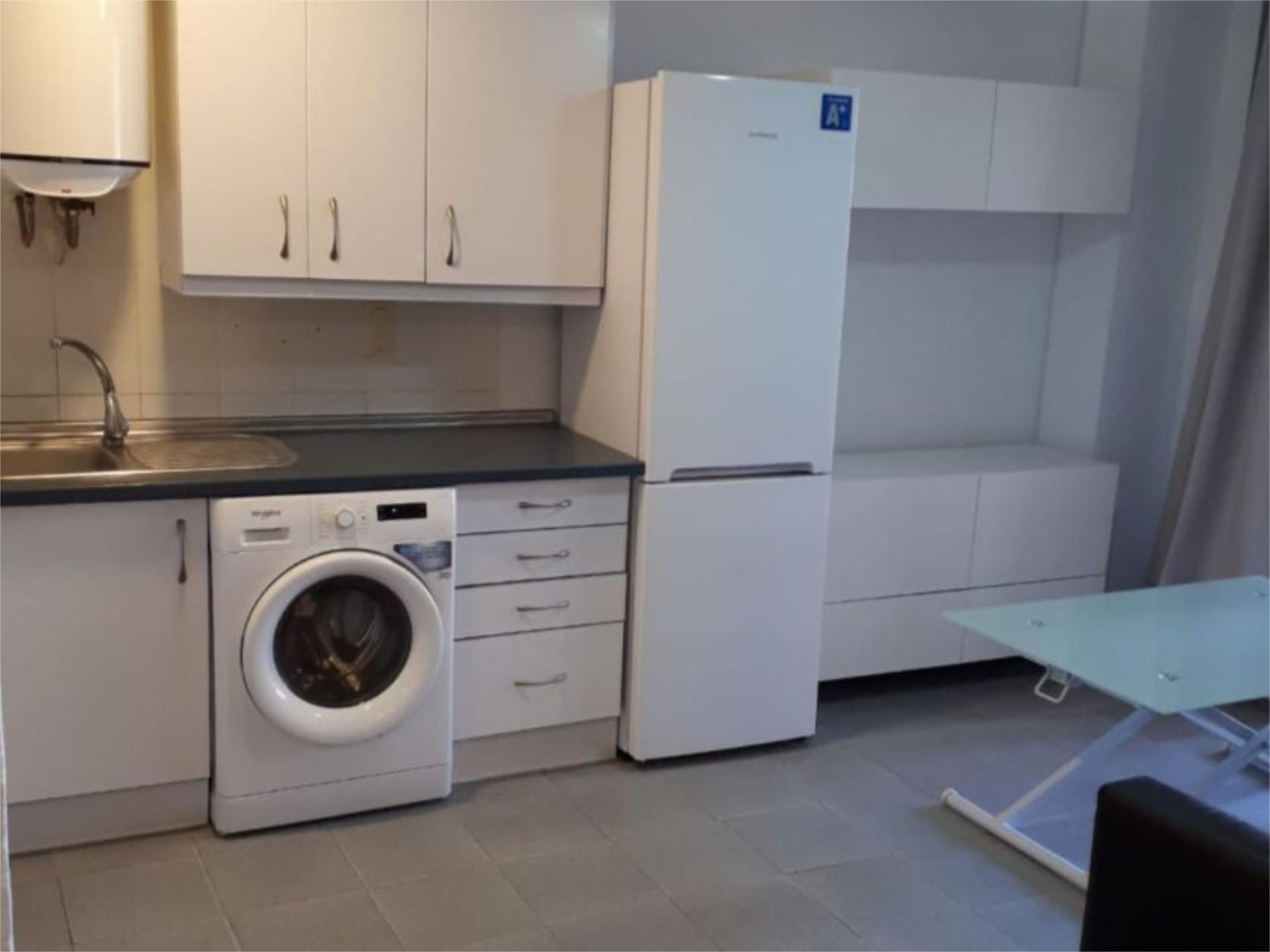 Cuina de Pis de lloguer en Calpe / Calp amb Terrassa i Piscina