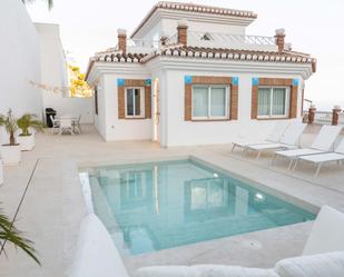 Piscina de Casa o xalet en venda en Almuñécar amb Terrassa, Piscina i Balcó
