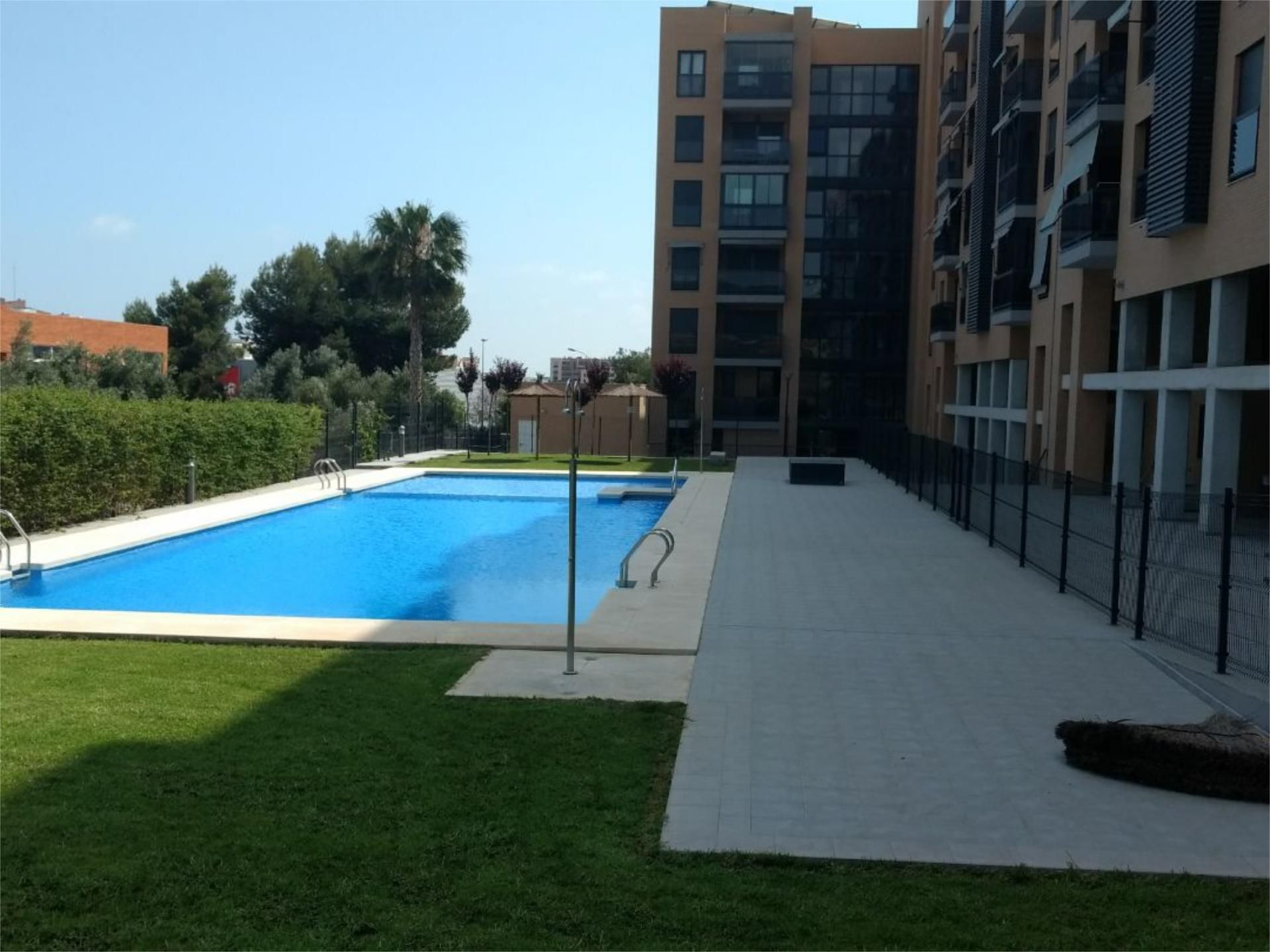 Swimming pool of Flat to rent in Alicante / Alacant  with Air Conditioner, Parquet flooring and Storage room