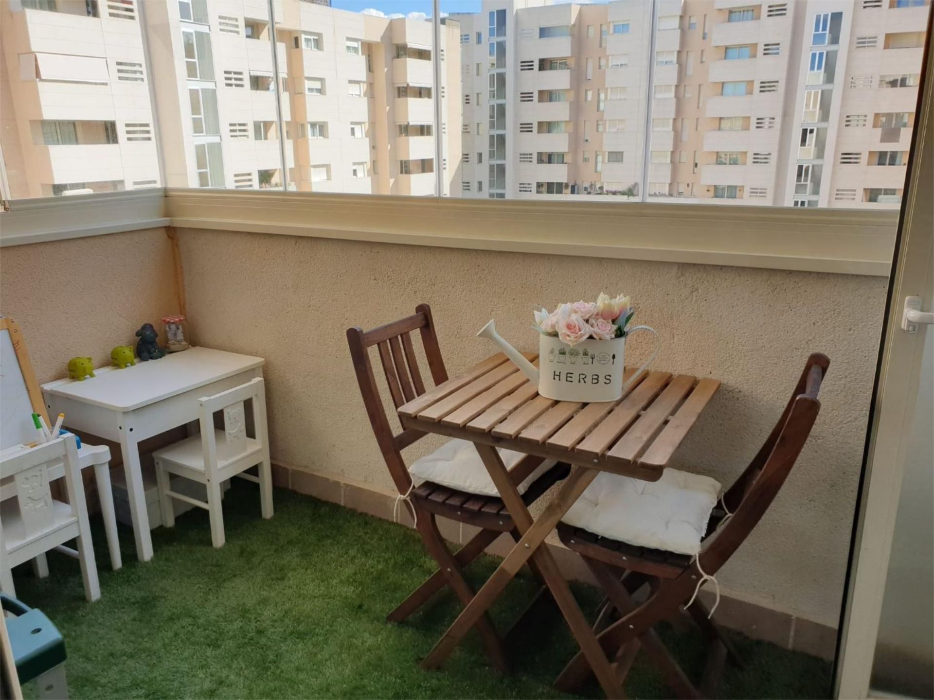 Balcony of Flat for sale in  Madrid Capital  with Air Conditioner, Heating and Private garden