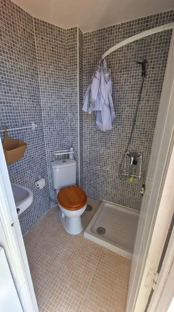 Flat for rent in Carrer Sant Pere, 37, Platja de Vila Joiosa Bathroom of Flat for rent in Villajoyosa / La Vila Joiosa