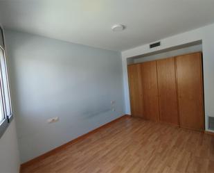 Bedroom of Flat to rent in Terrassa  with Air Conditioner, Heating and Parquet flooring