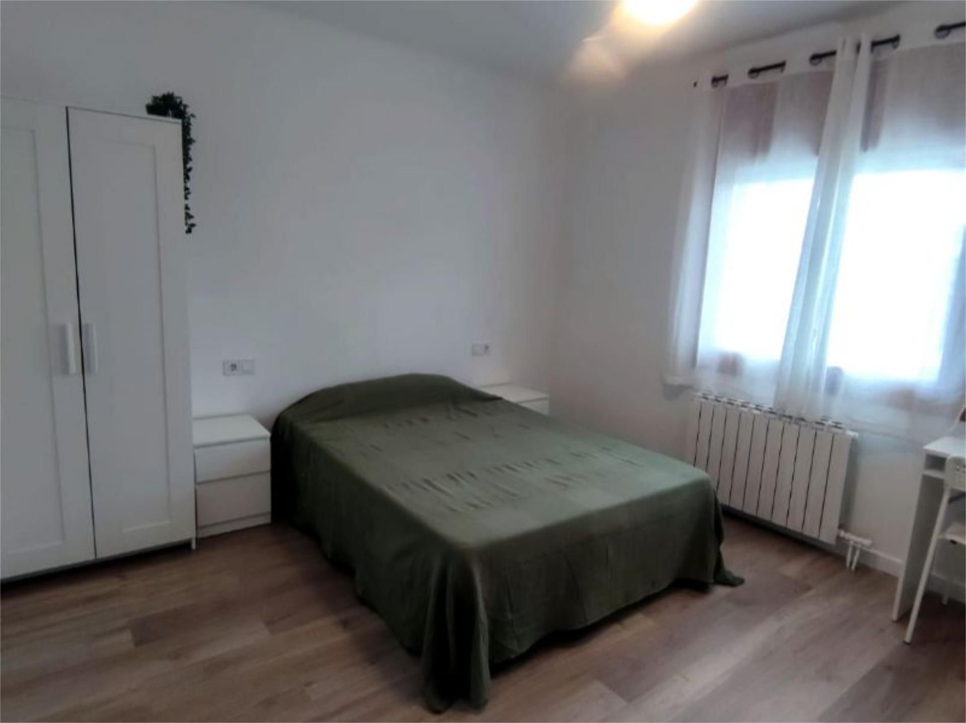 Bedroom of Flat to share in Balsareny  with Furnished