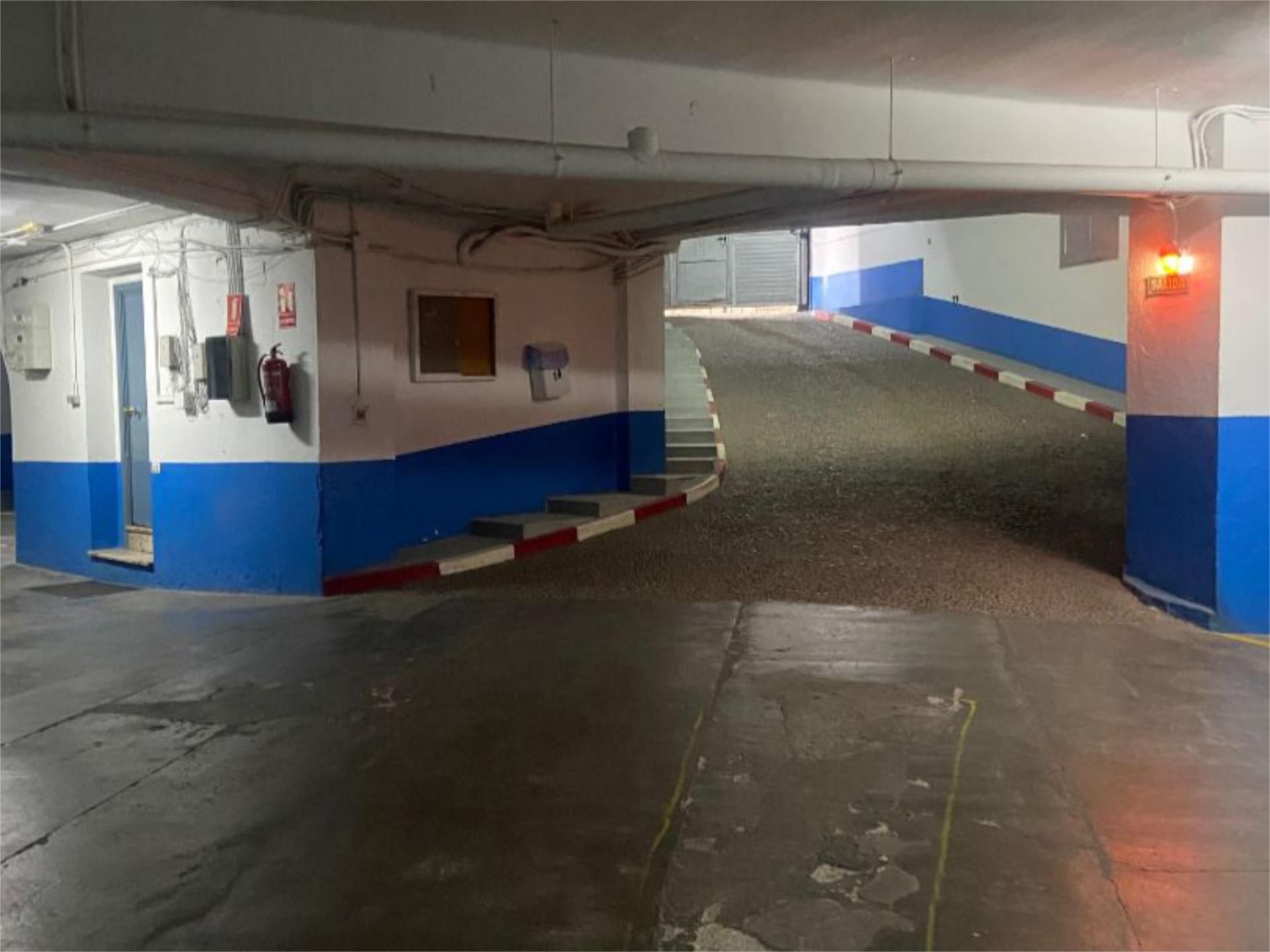 Parking of Garage to rent in  Sevilla Capital