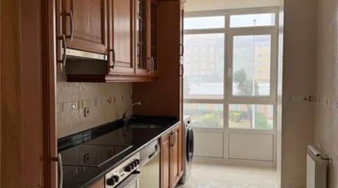 Foto 4 de Pis de lloguer a Rúa Monasterio de Caaveiro, 50, Agra del Orzán - Ventorrillo, A Coruña