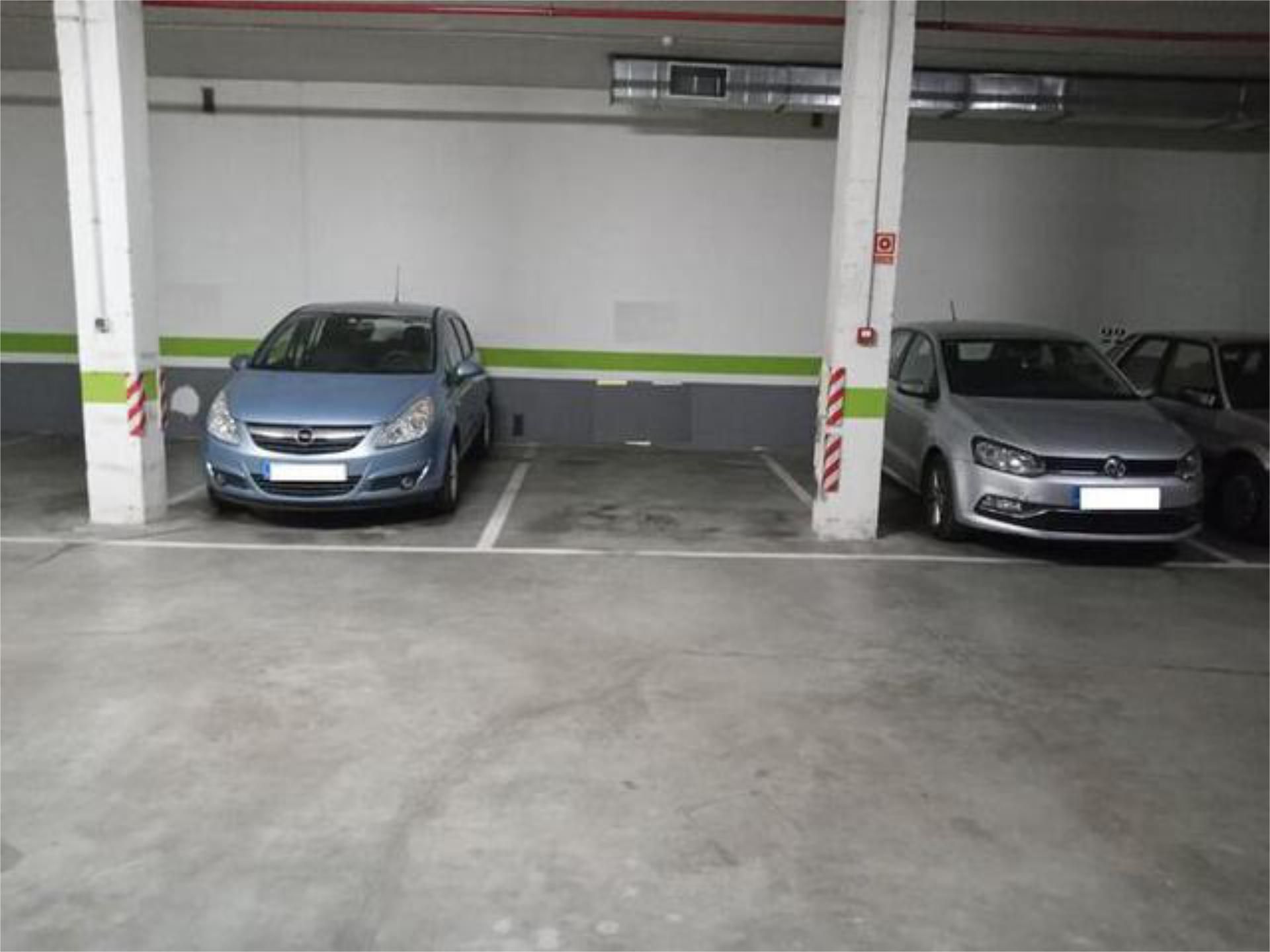 Parking of Garage to rent in Zamora Capital 
