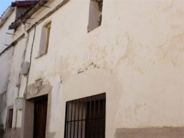 Piso en Venta en Calle Veinticuatro Julio, 13 en Arroyomolinos de la Vera
