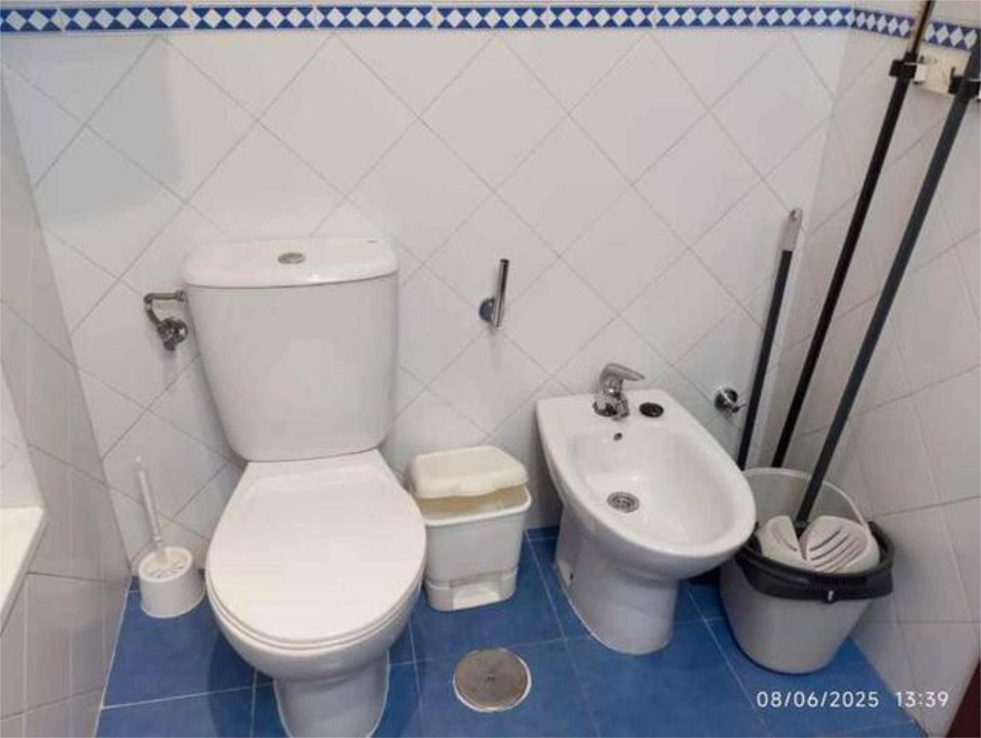 Bany de Apartament de lloguer en  Sevilla Capital