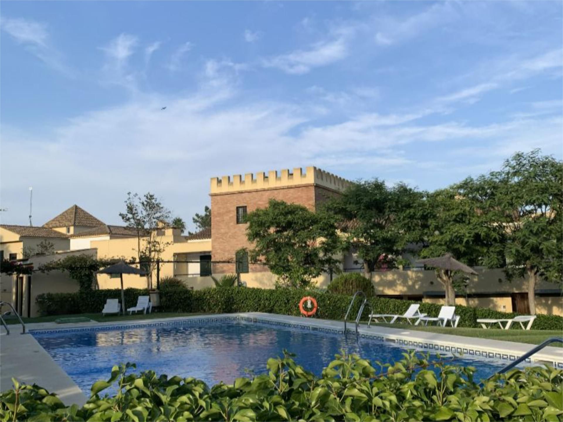Swimming pool of Duplex to rent in Islantilla  with Air Conditioner, Heating and Private garden