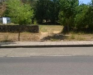 Residencial en venda en Boñar