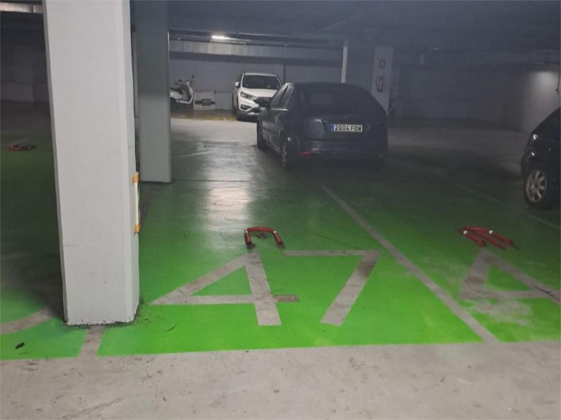 Parking of Garage to rent in Vigo 