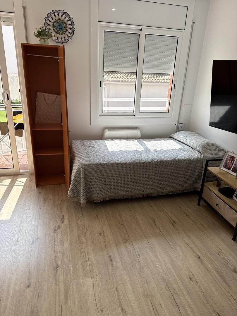 Bedroom of Flat to share in Viladecans  with Terrace, Furnished and Oven