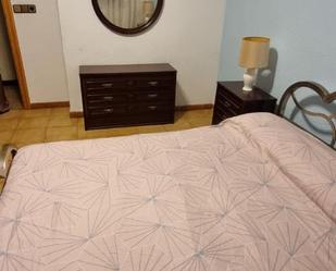 Bedroom of Flat to share in Badalona  with Heating, Furnished and Oven