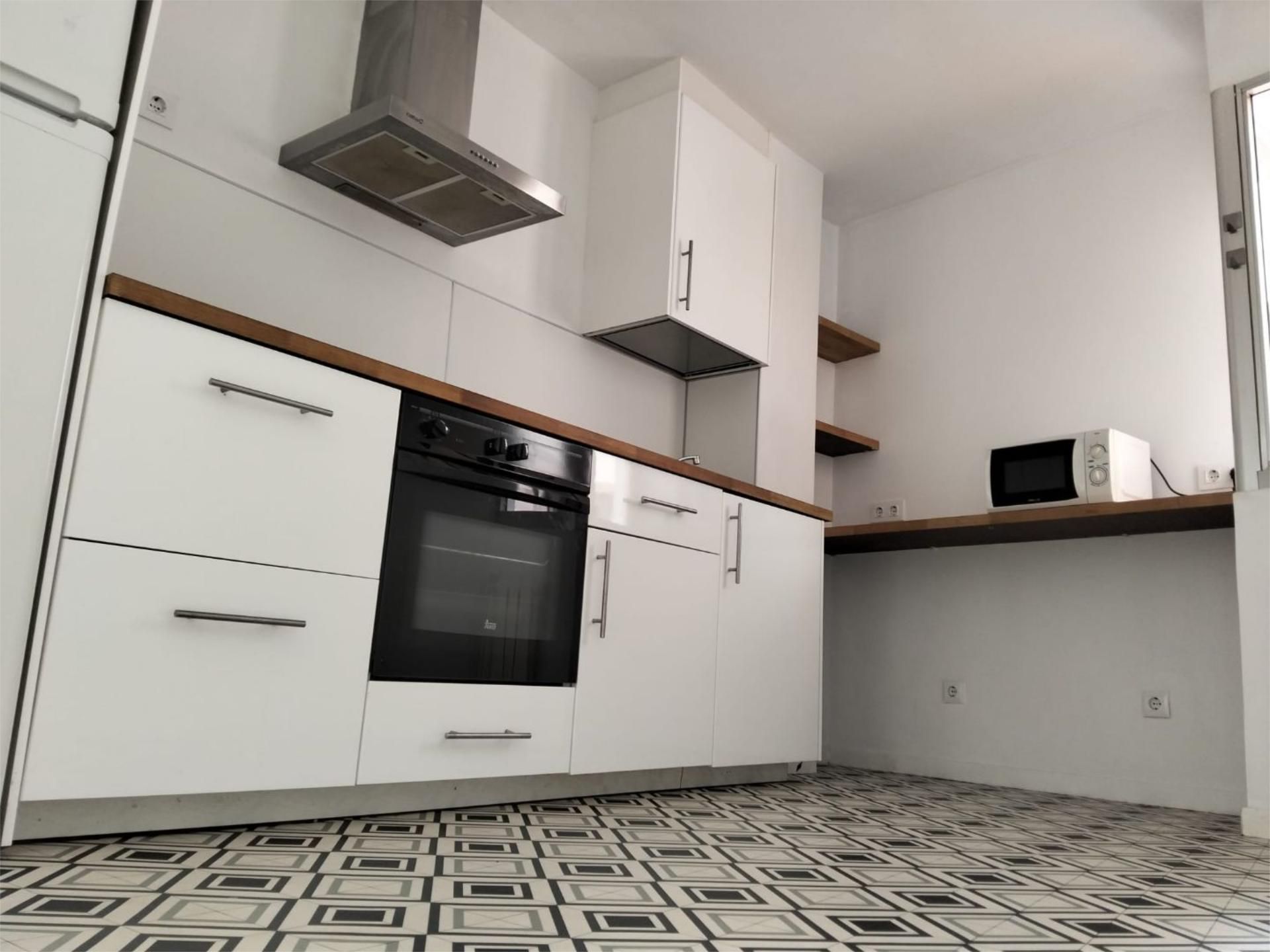 Cuina de Pis en venda en A Coruña Capital  amb Calefacció i Parquet