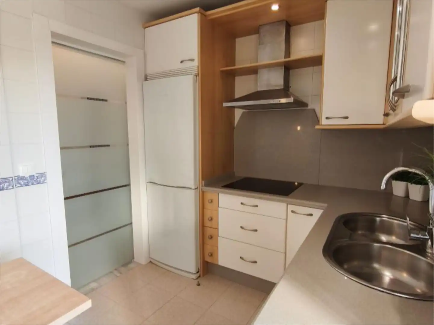 Dachboden zum Verkauf in Calle Huerta, 21, Olletas - Sierra Blanquilla Küche von Dachboden zum Verkauf in Málaga mit Heizung und Terrasse