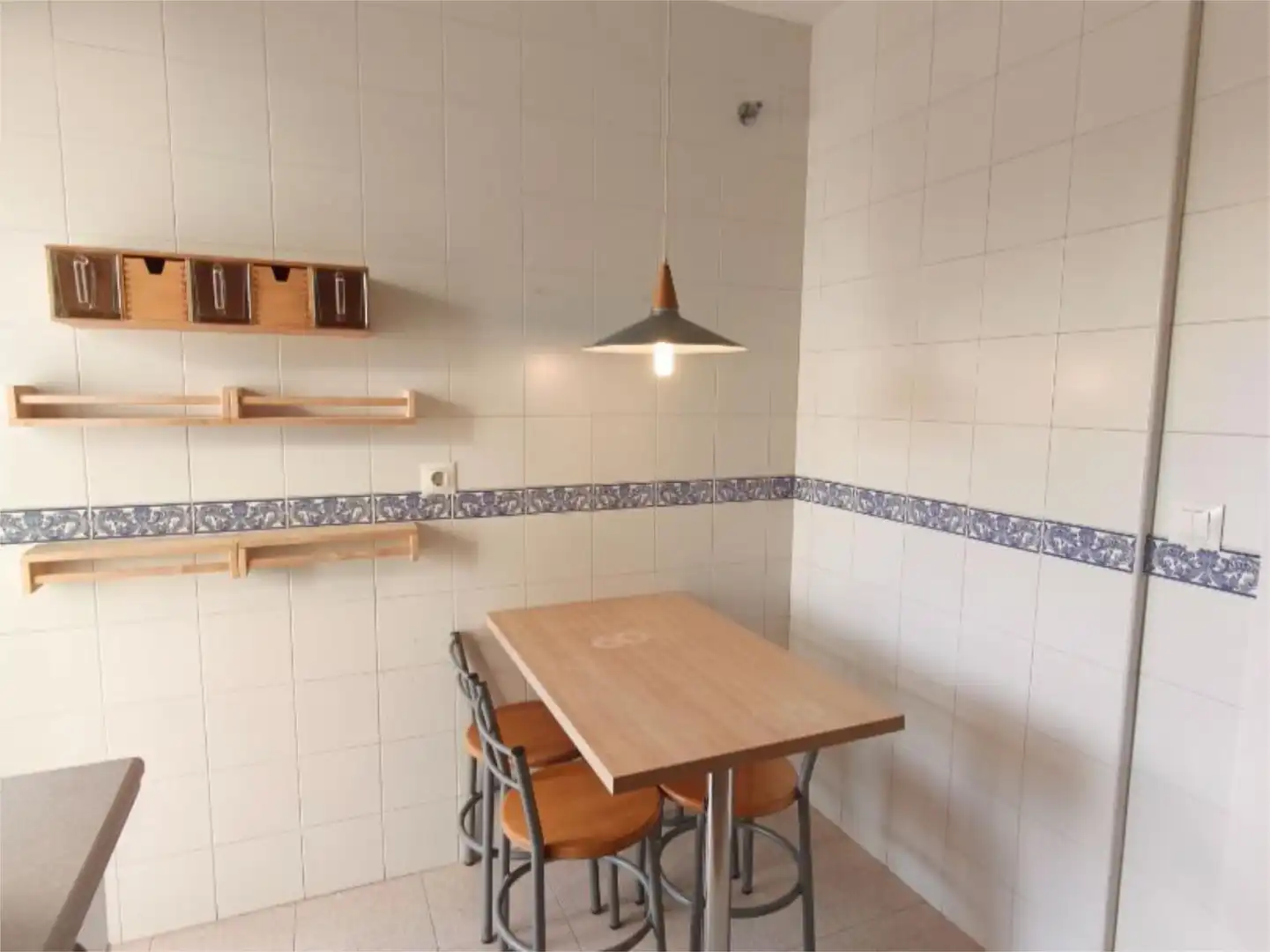 Dachboden zum Verkauf in Calle Huerta, 21, Olletas - Sierra Blanquilla Küche von Dachboden zum Verkauf in Málaga mit Heizung und Terrasse