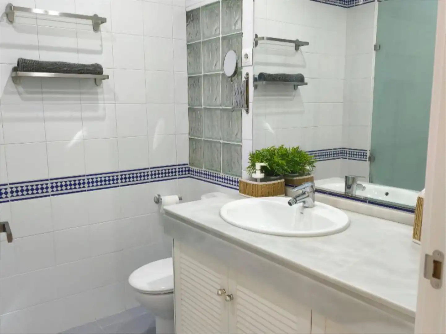Dachboden zum Verkauf in Calle Huerta, 21, Olletas - Sierra Blanquilla Badezimmer von Dachboden zum Verkauf in Málaga mit Heizung und Terrasse