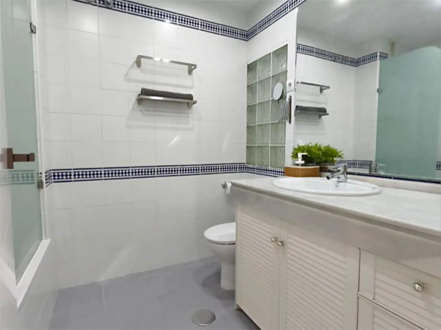 Dachboden zum Verkauf in Calle Huerta, 21, Olletas - Sierra Blanquilla Badezimmer von Dachboden zum Verkauf in Málaga mit Heizung und Terrasse