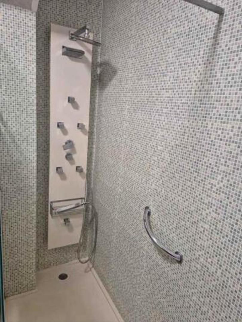 Bany de Pis de lloguer en Marín