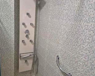 Bathroom of Flat to rent in Marín