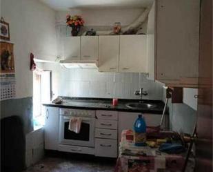 Kitchen of House or chalet for sale in Laguna de Negrillos  with Heating, Private garden and Terrace