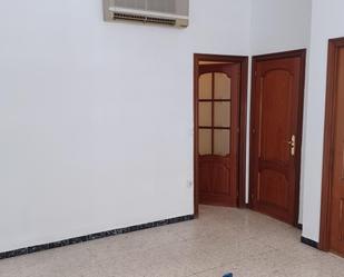 Casa adosada en venda en  Sevilla Capital amb Aire condicionat, Terrassa i Balcó