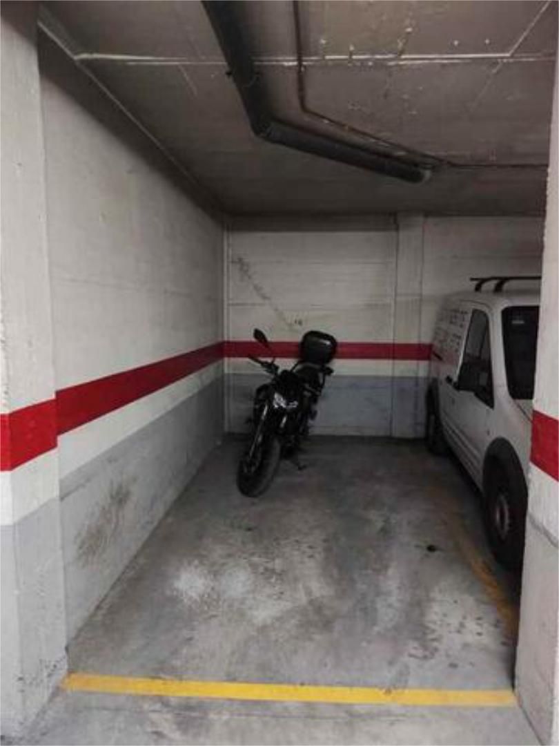 Aparcament de Garatge de lloguer en Santa María del Camí