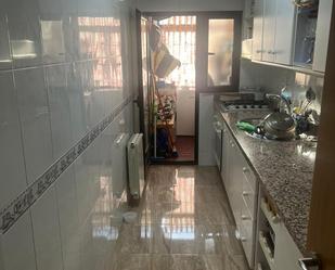 Kitchen of Flat to rent in  Granada Capital  with Air Conditioner, Heating and Terrace