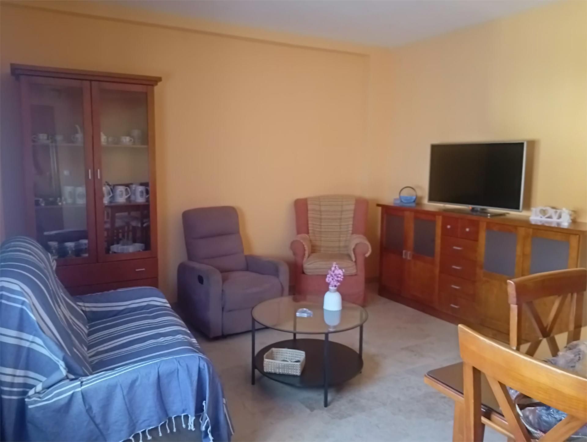 Sala d'estar de Àtic en venda en La Zubia amb Aire condicionat i Terrassa