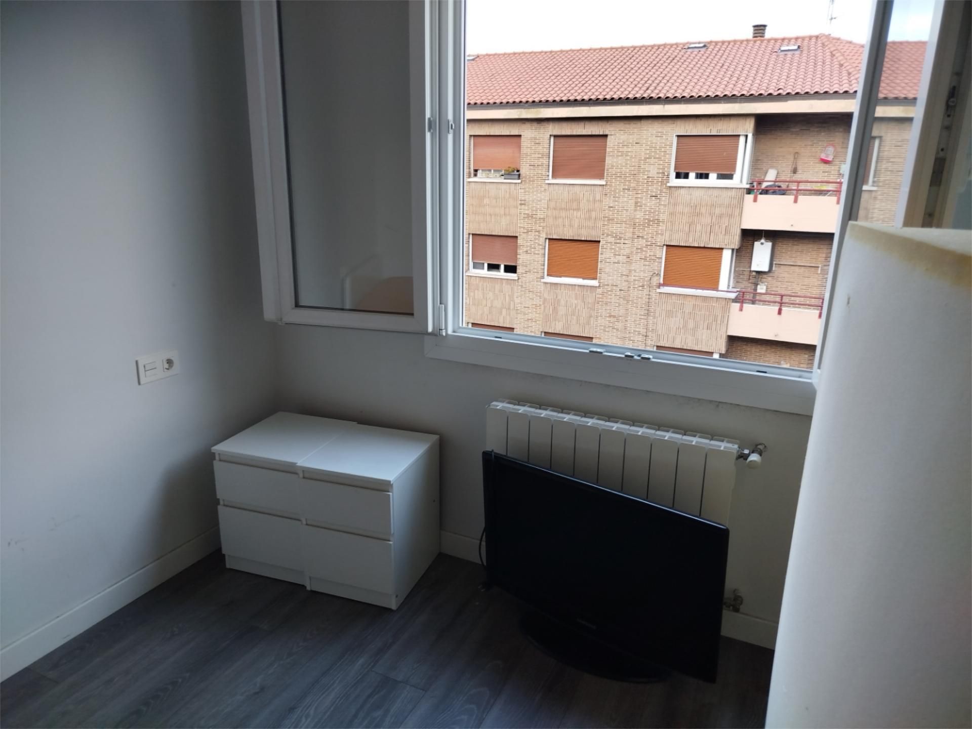 Bedroom of Flat to share in Vitoria - Gasteiz  with Furnished, Oven and Washing machine
