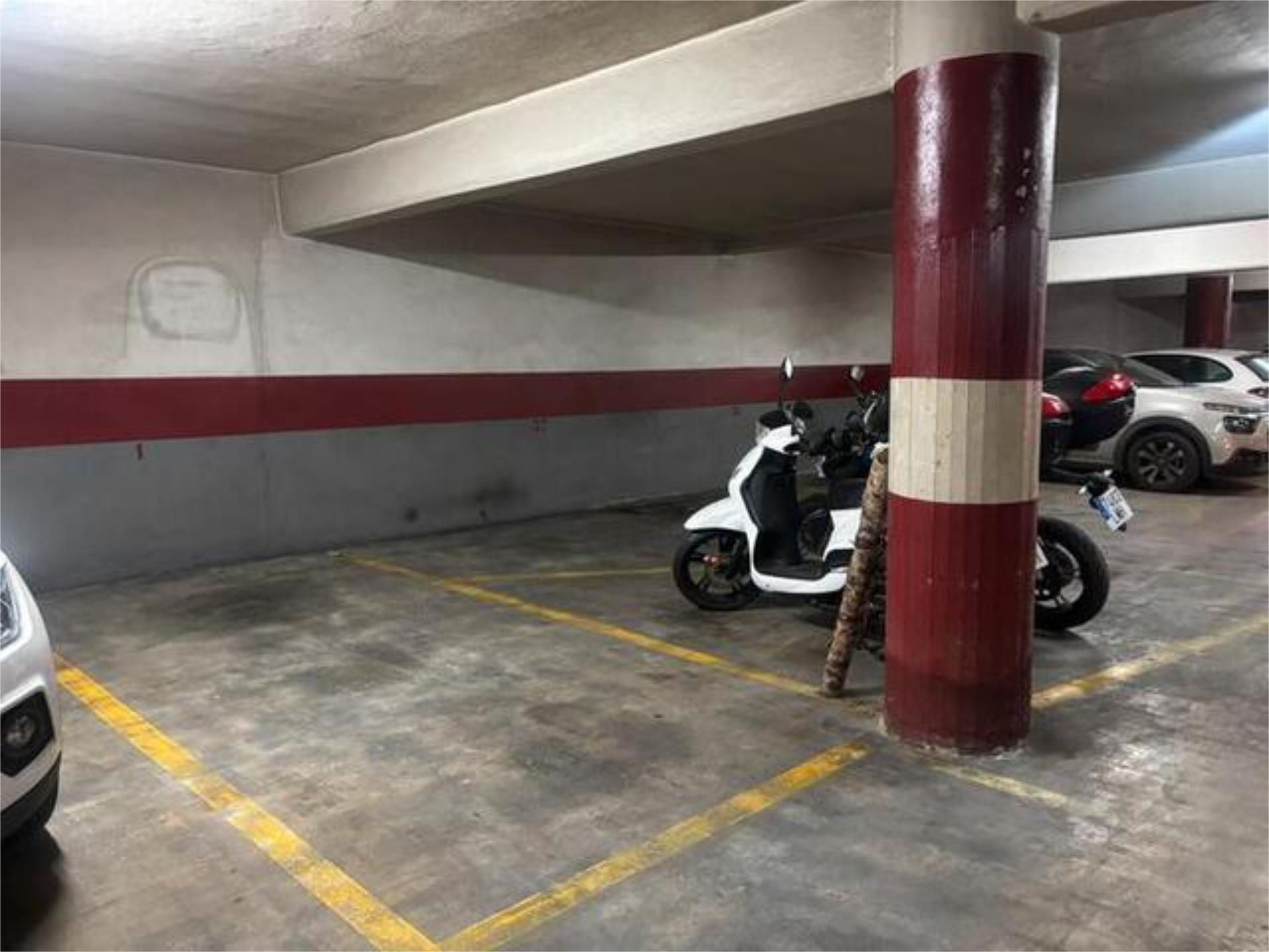 Aparcament de Garatge de lloguer en  Valencia Capital