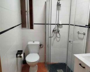 Bathroom of Flat to rent in  Sevilla Capital