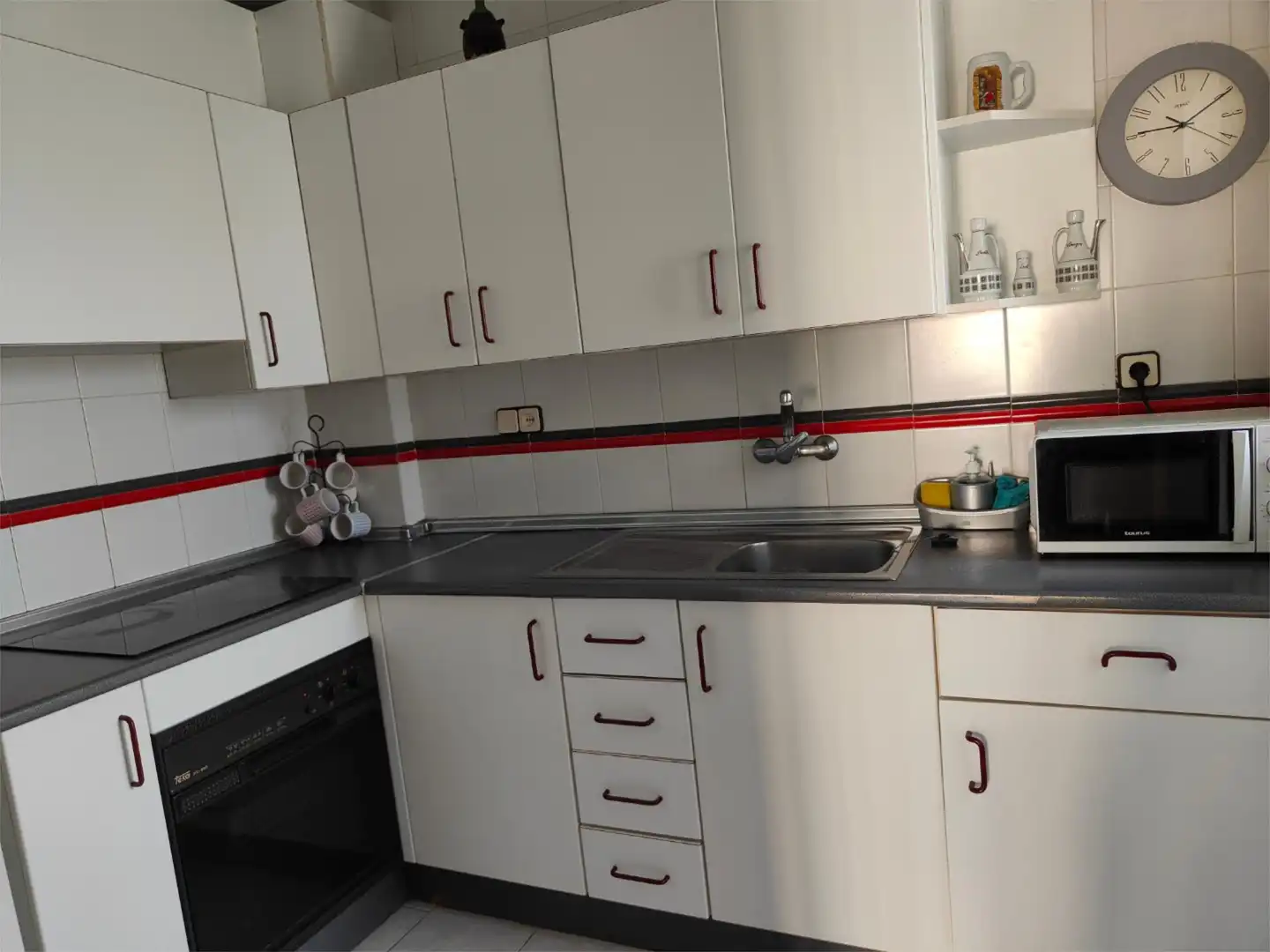 Küche von Wohnung zur Miete in Calafell mit Klimaanlage, Privatgarten und Terrasse