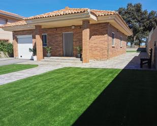 Garden of House or chalet for sale in Chiloeches  with Swimming Pool