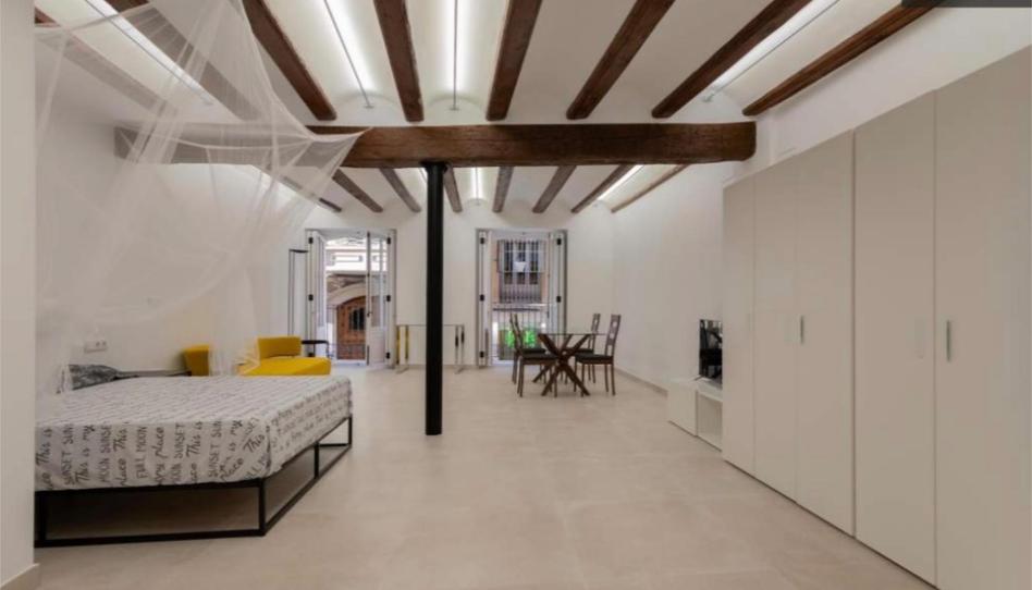 Flat to rent in Carrer de Boix, 3, La Seu, Valencia - image 1 Photo 1 of Flat to rent in Carrer de Boix, 3, La Seu, Valencia