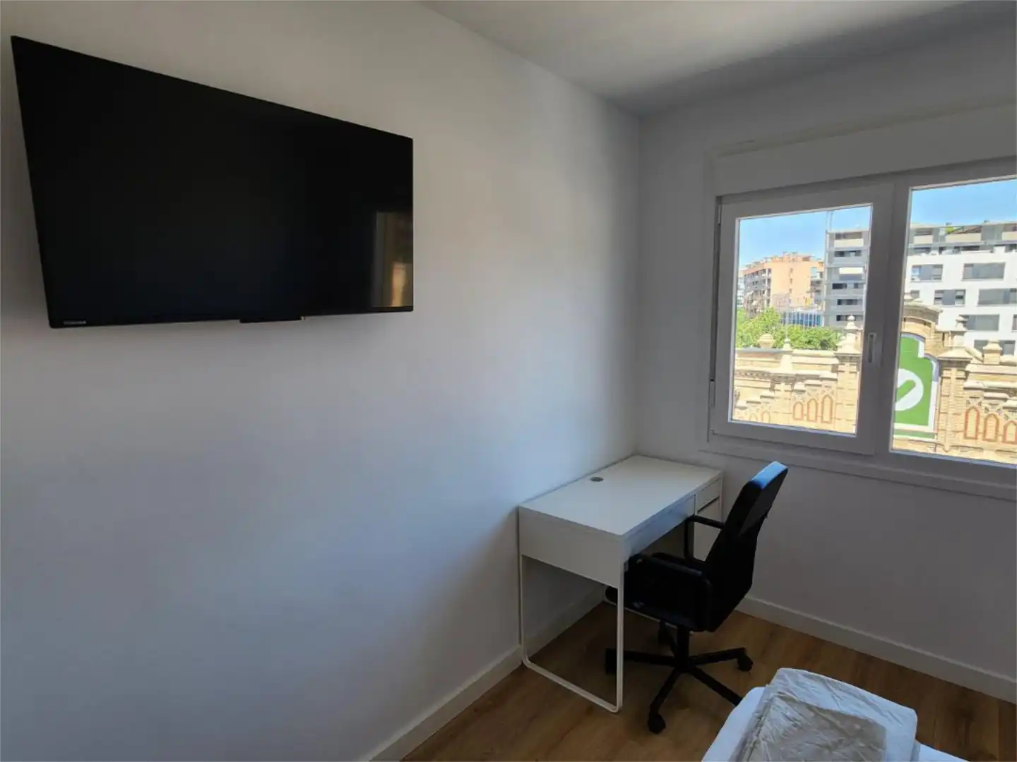 Habitació a Avenida de Cataluña, 78, Barrio Jesús