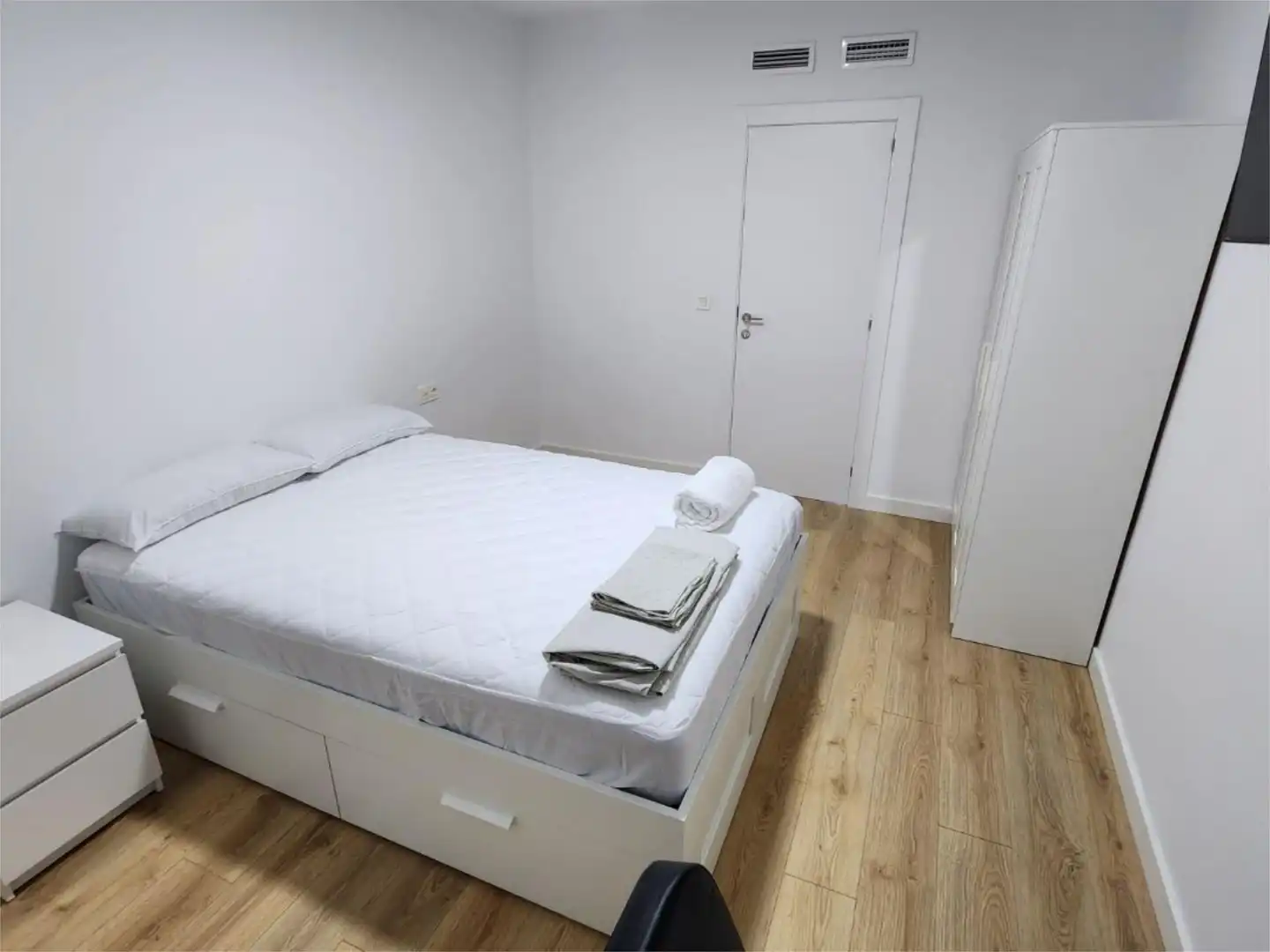 Habitació a Avenida de Cataluña, 78, Barrio Jesús