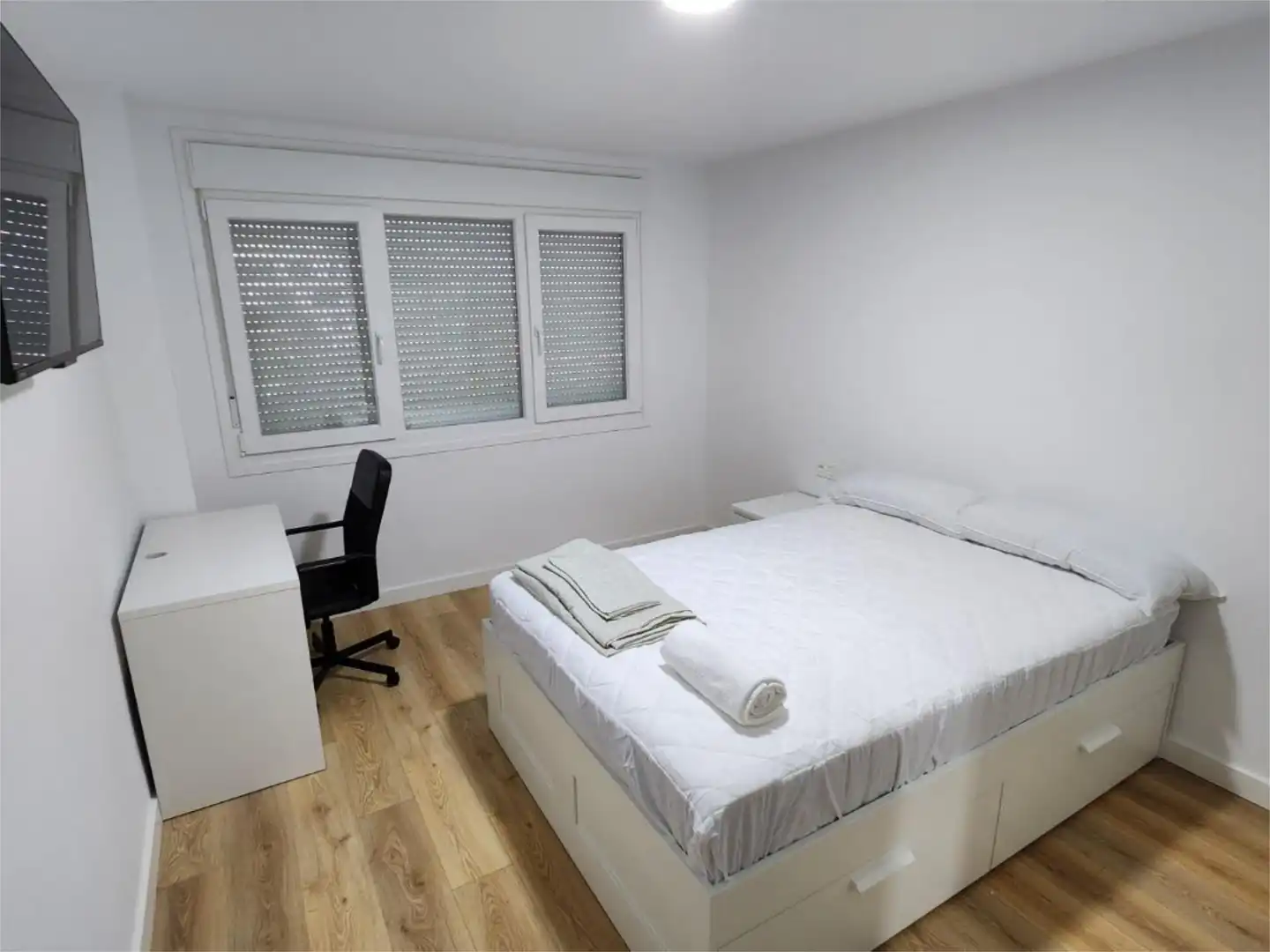 Habitació a Avenida de Cataluña, 78, Barrio Jesús