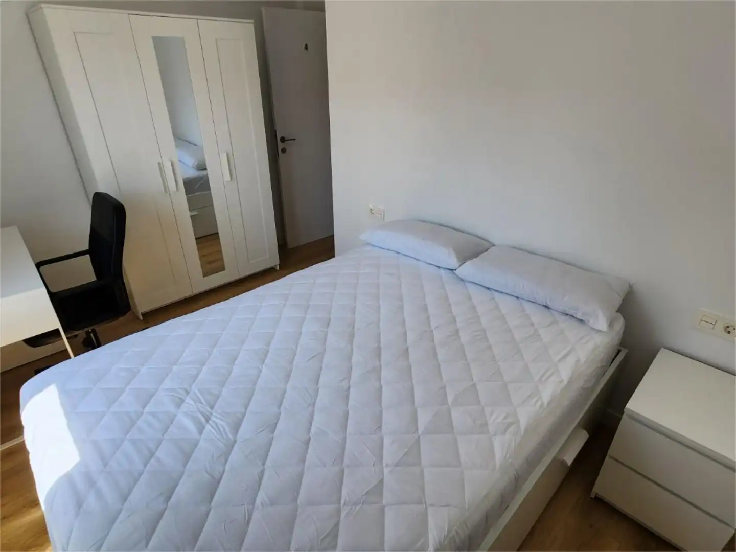 Habitació a Avenida de Cataluña, 78, Barrio Jesús